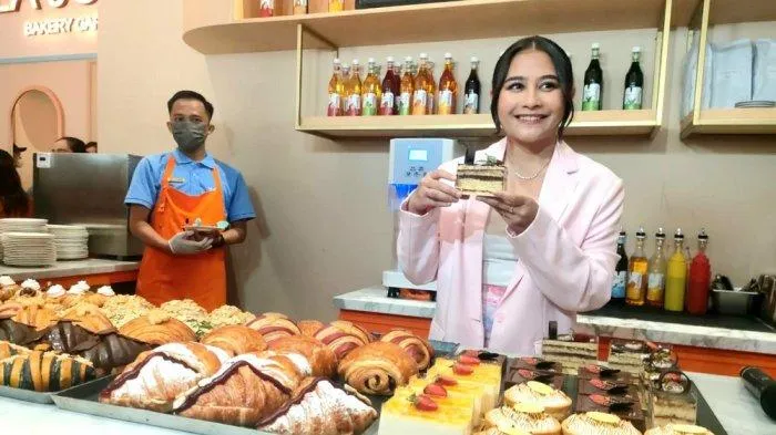 Keberhasilan Prilly Latuconsina Di Dunia Bisnis Teladan Bagi Para Anak Muda Milenial