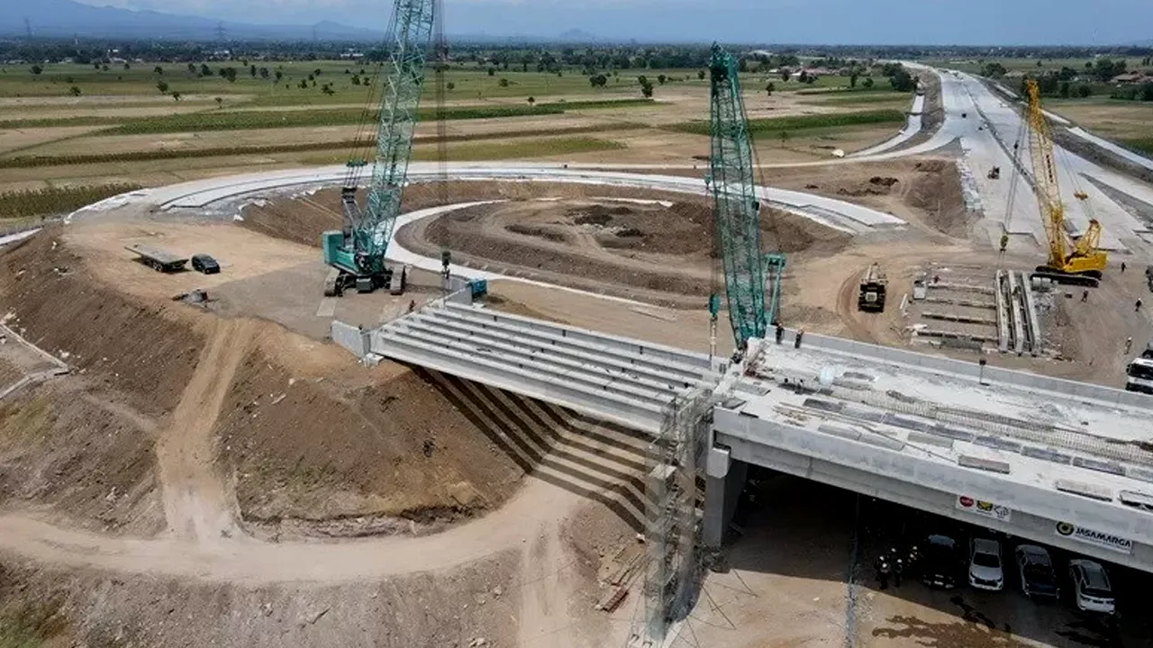 Tol Probolinggo-Banyuwangi Targetkan Beroperasi hingga Besuki pada Akhir Tahun Depan